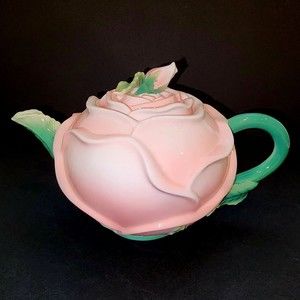 Pier 1 Imports Porcelain Pink Rose Flower Teapot Rosebud Lid.  Decorative Gift